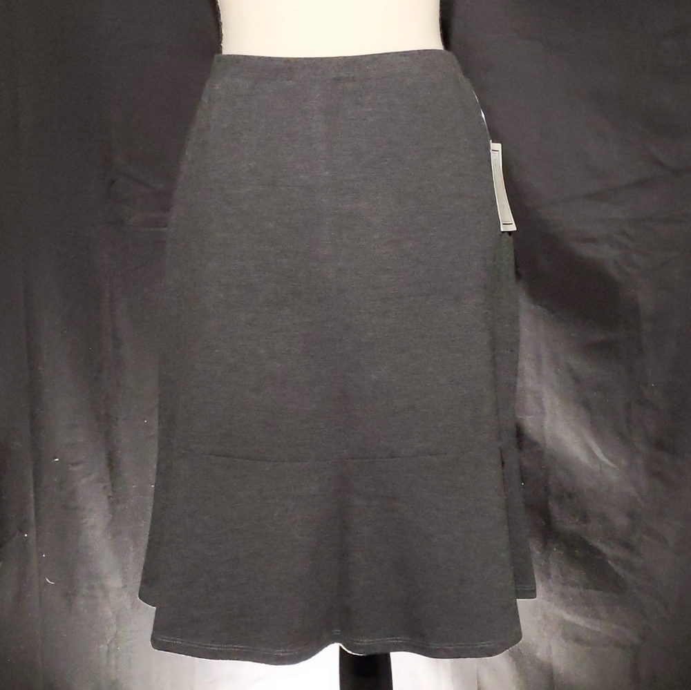 Kokoon A-line Skirt with Ruffle Bottom